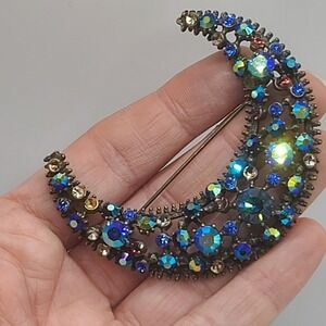 Vintage Sweet Romance Brooch Blue‎ AB Crescent Moon MISSING STONES